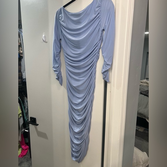 Blue Dress - Picture 4 of 4